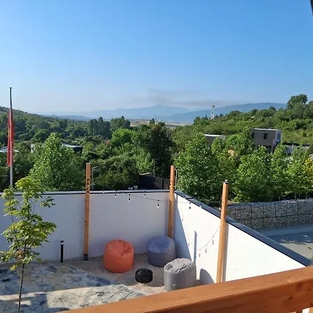 Wooden Cardinals Villa Skopje