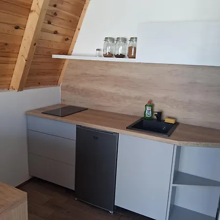 Wooden Cardinals Escópia