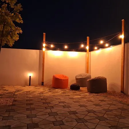 Wooden Cardinals Skopje