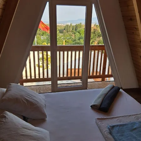 Villa Wooden Cardinals