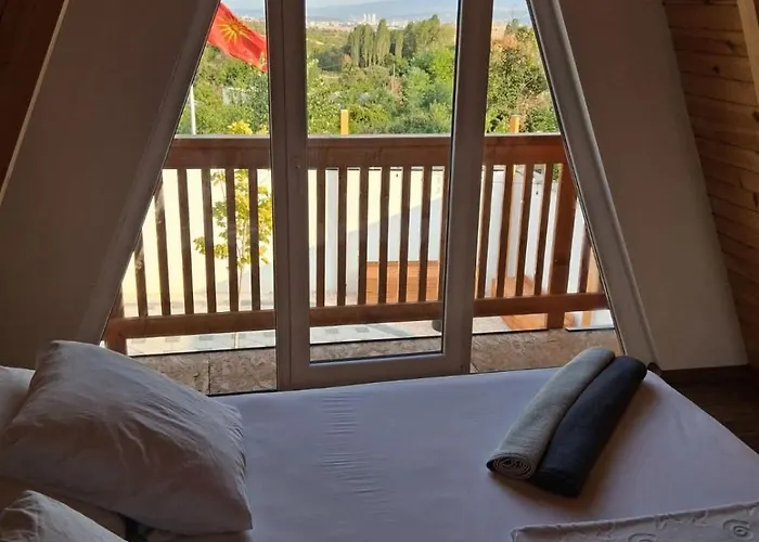 Villa Wooden Cardinals